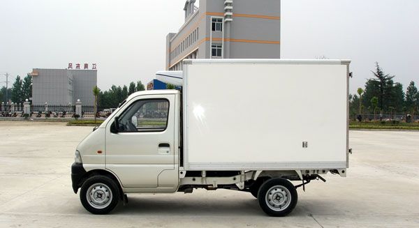 長(zhǎng)安輕型冷藏車(chē)